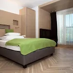 Hotel Hotel-restaurant Ammerhauser 4*